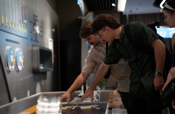 參觀太倉中德青年創(chuàng)新創(chuàng)業(yè)中心