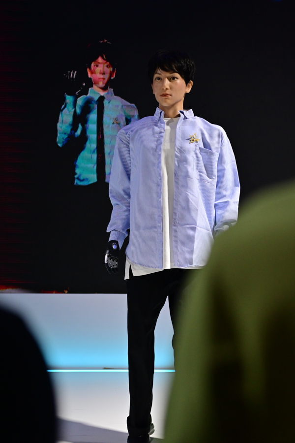 “他”在世界人工智能大會上拿到錄取通知書